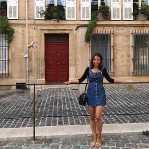 Meet your Posher, Charlotte